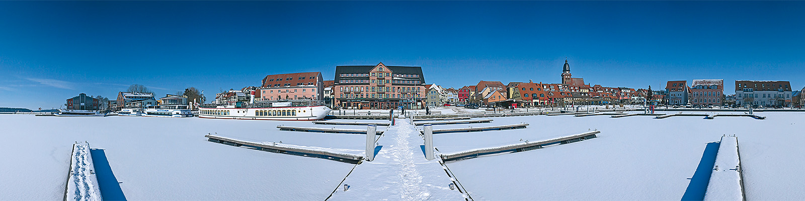 Motiv: Warener Hafen im Schnee - Motivnummer: wei-war-02